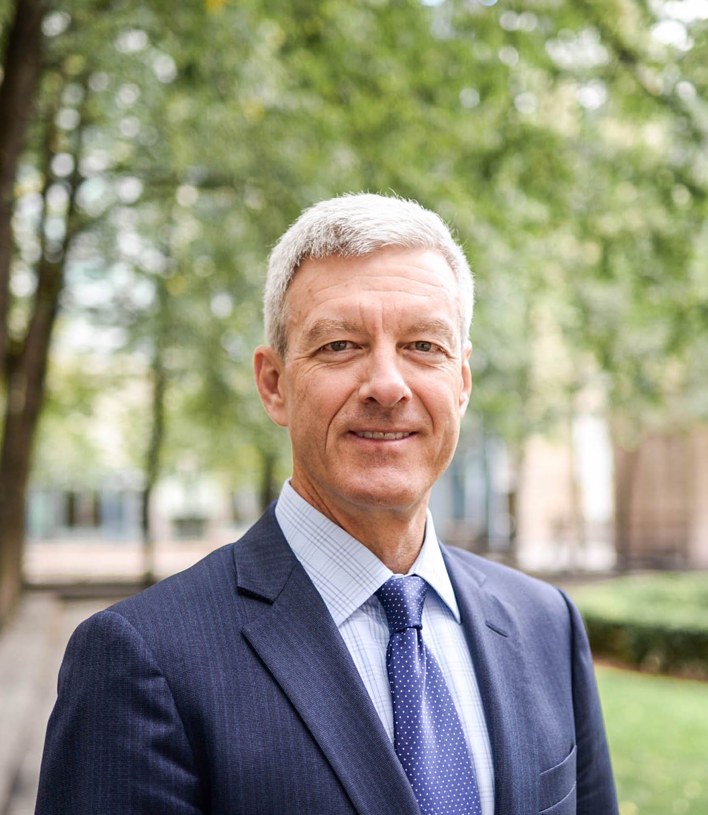 Peter Bowen_DSC_2588_cropped_outside_2019